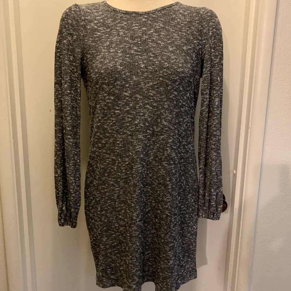 Cute thin sweater type dress